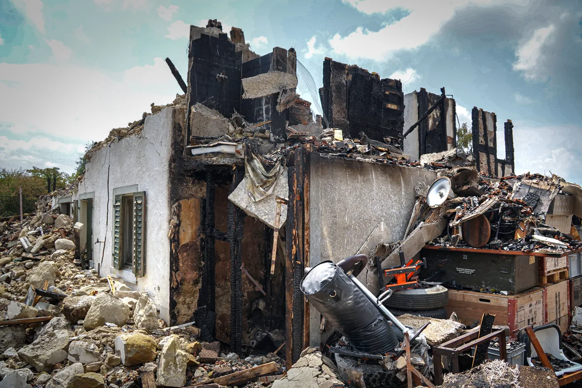 Brandruine bei Tagelswangen.